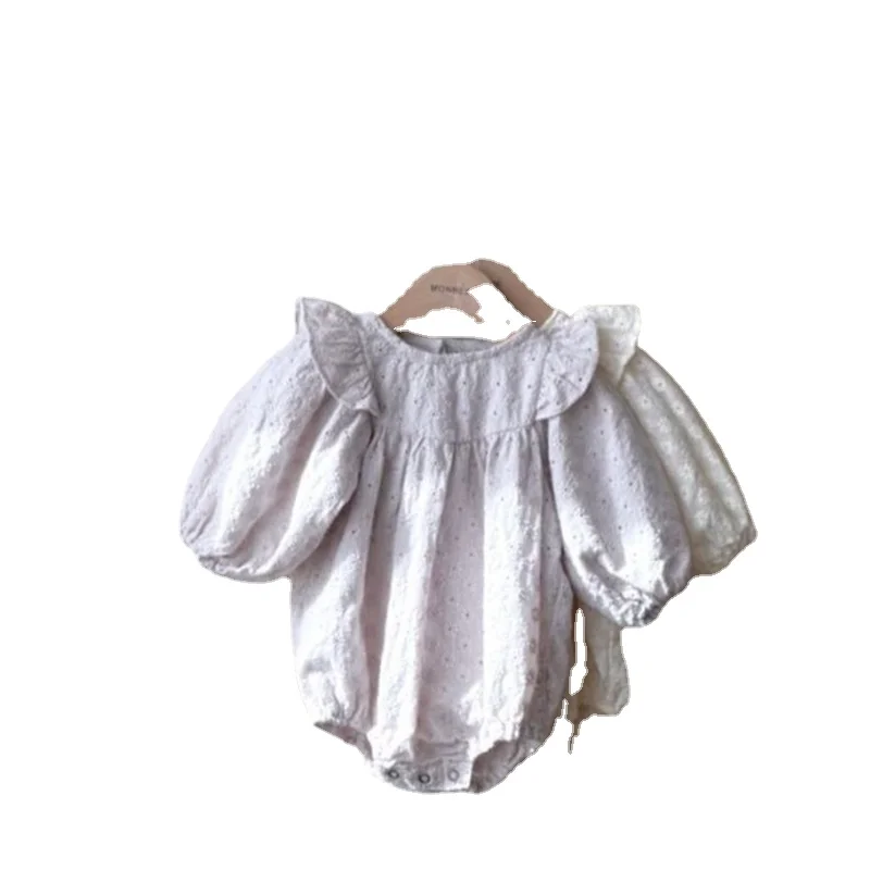 

Girls romper Spring and Autumn New Baby Flying Sleeve Side Collar Solid Color Jacquard Flower Hollow Bodysuit Jumpsuit