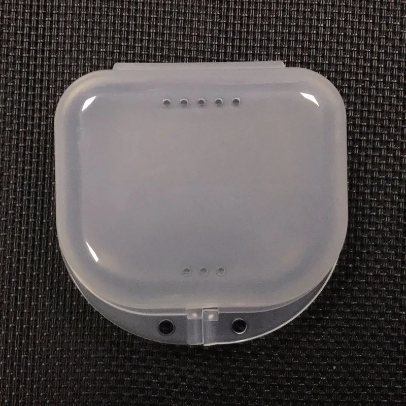 

Hot sale 5 Pcs Orthodontic Retainer Case Portable Denture Box Mouthguard Container with Holes