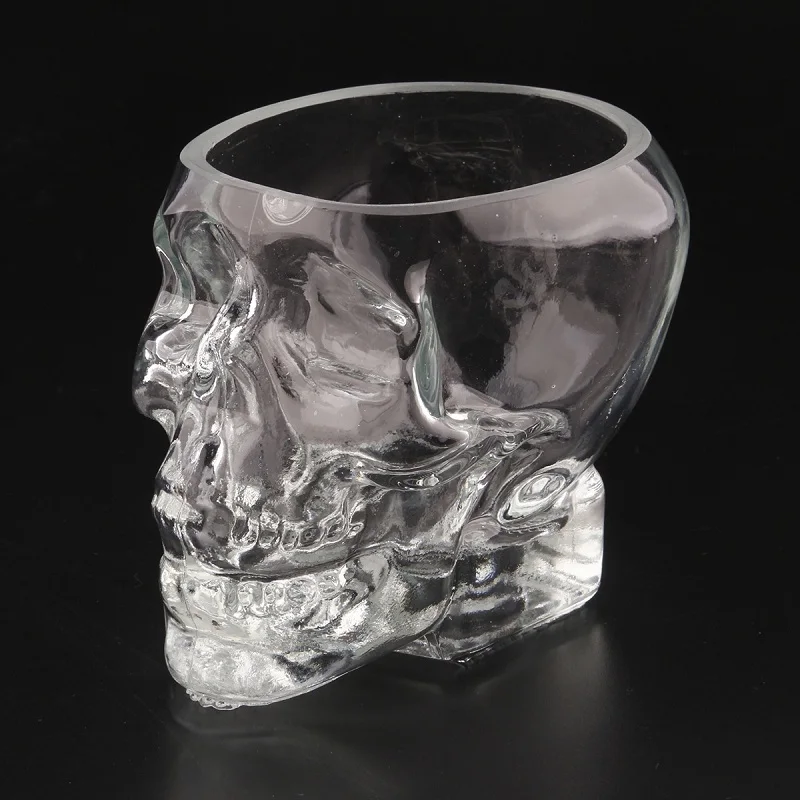 Набор стеклянных чашек в виде черепа стеклянный графин с хрустальным черепом