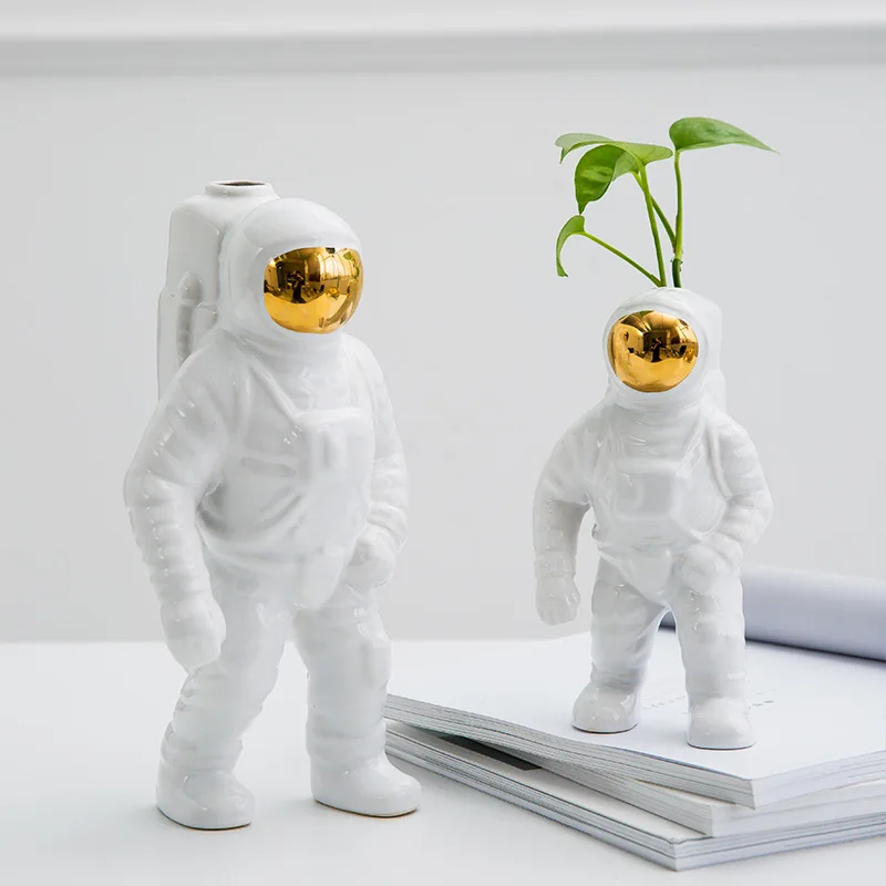 

Ceramic spaceman Vase Decoration modern creative model room decoration desktop decoration astronaut