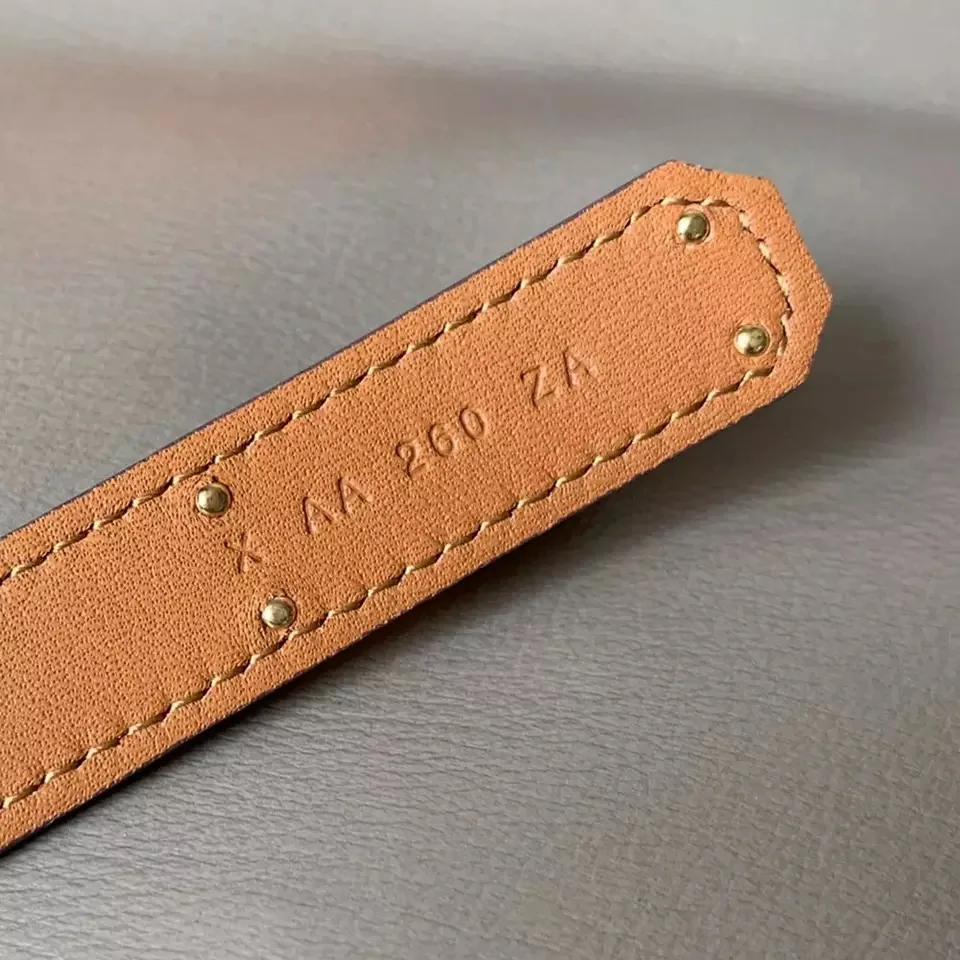 

Support Free Return Of 100% Leather High Quality Cowhide Classic Womens Belt Adjustable Size Luxurious Kelly18 Same Style Buckle