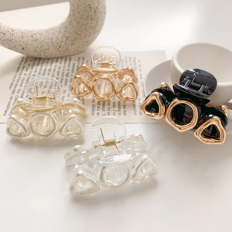 

Hot Elegant Ins New Large Size Geometric Acrylic Hair Claw Pearl Shark Clip Crab Big Clamps for Women Hair Accessories