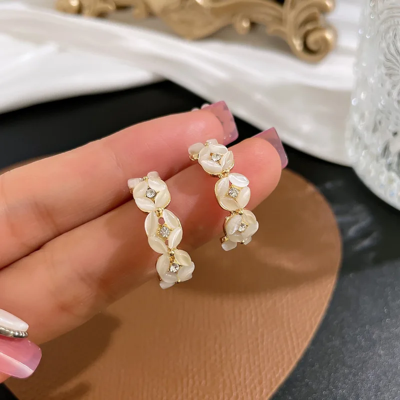 

Opal Flower Stud Earrings for women 2021 s925 Needle Fresh Simple New Earings Korean and Japanese Elegant Luxury Jewelry Female