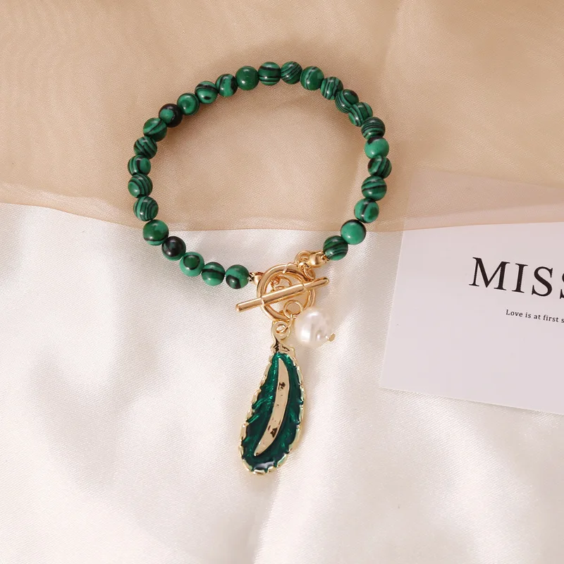 

Malachite Alloy Leaves Pearl Drop Oil Women Necklace New Retro Fashion Green Color Stone Pendant Necklace Accessories Wholesale