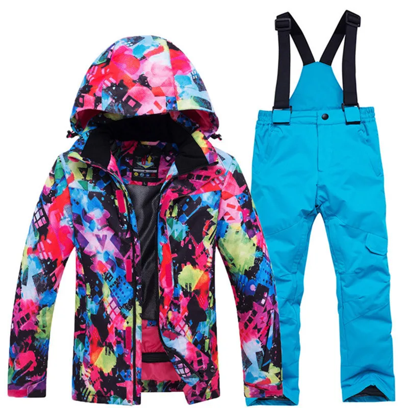 

Sportswear & Accessories