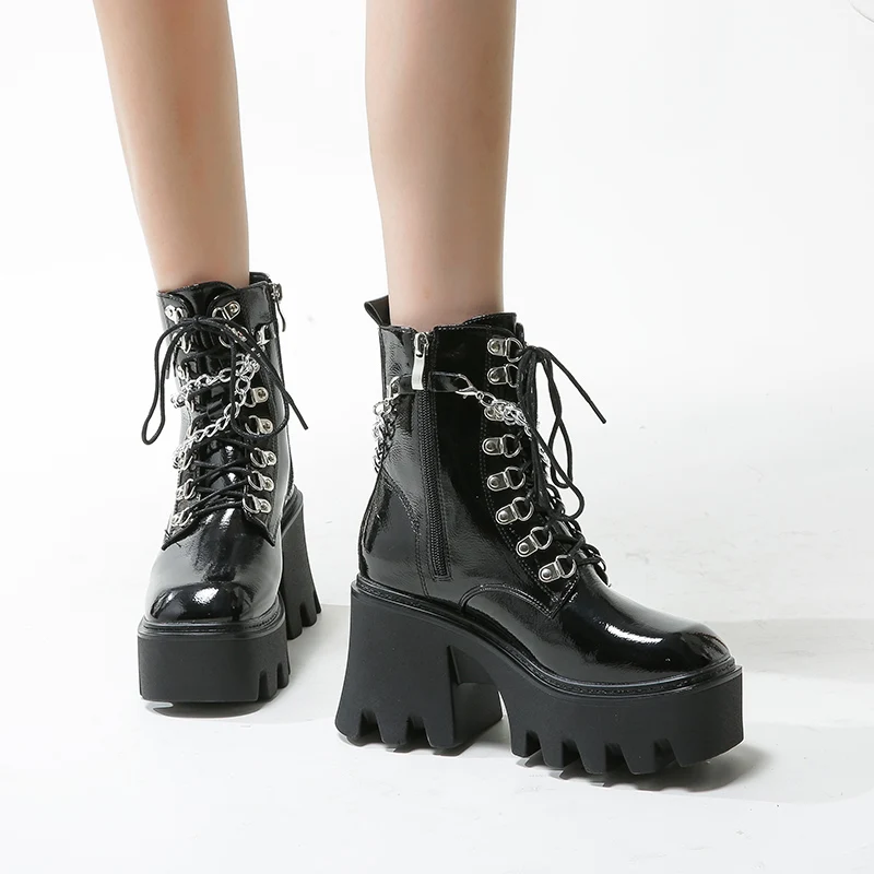 

Women's winter boots 2021 thick bottom shoes Martin boots female round head thick heel high heel chain large size women's shoes