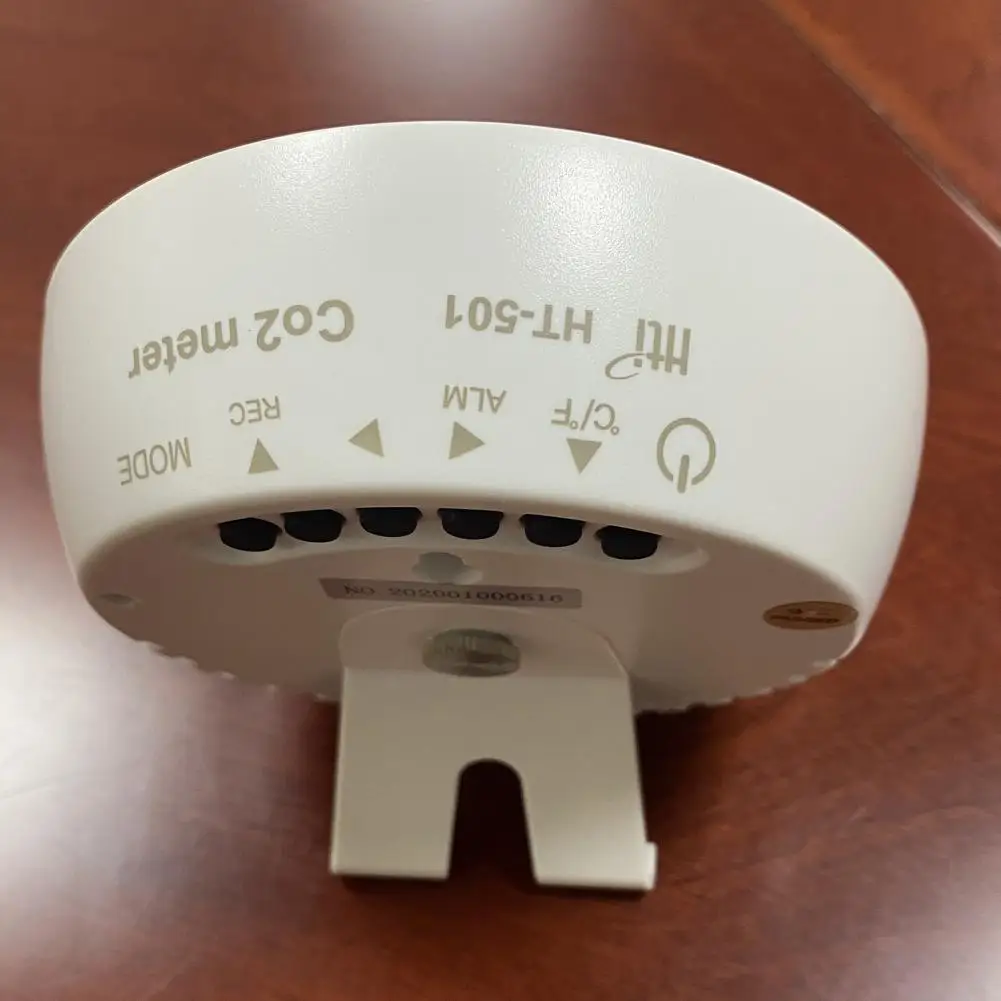 Цифровой чувствительный детектор углекислого газа с ЖК