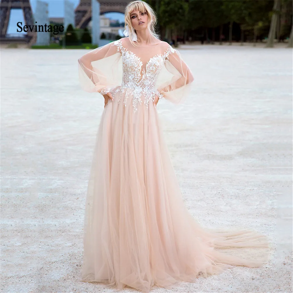 

Платье свадебное кружевное в стиле бохо, с длинным рукавом и аппликацией