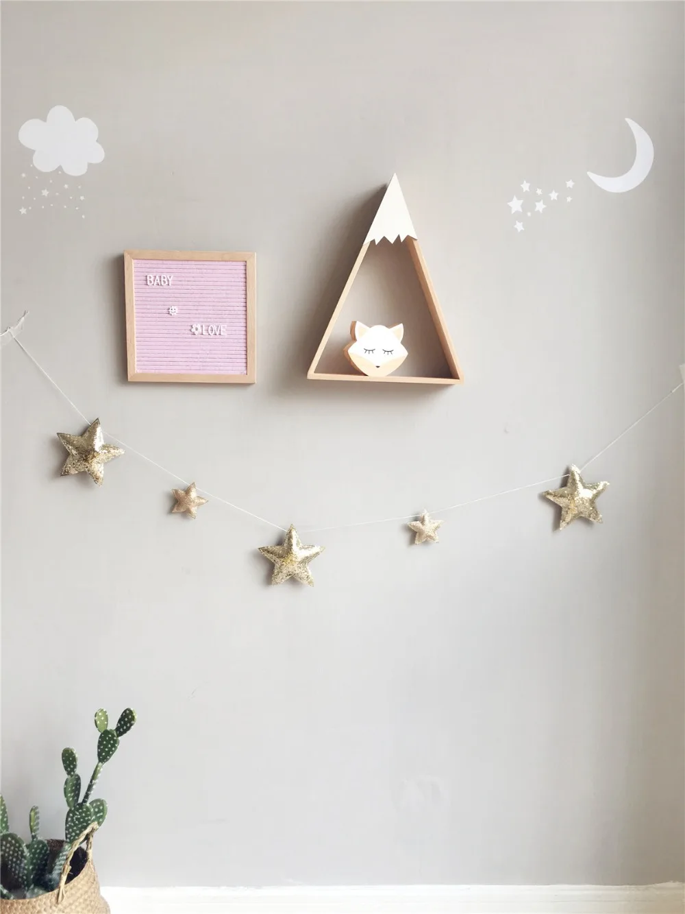 Детская комната в скандинавском стиле ручной работы гирлянда со звездами