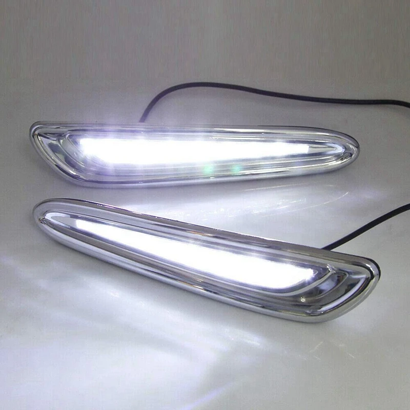 

Car Front Bumper Daytime Running Light White and Yellow Turn Signal for Mazda 3 Axela 2012-2013