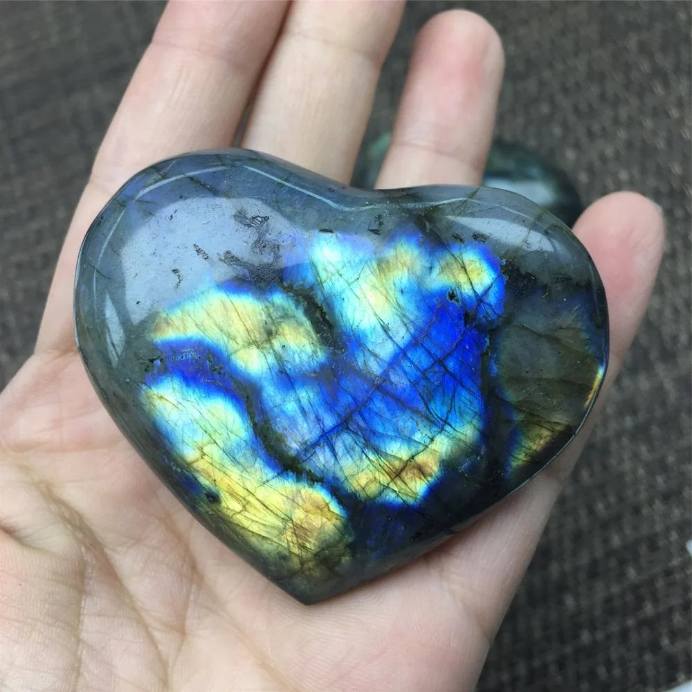 

Natural crystals labradorite heart stones folk crafts for home decoration