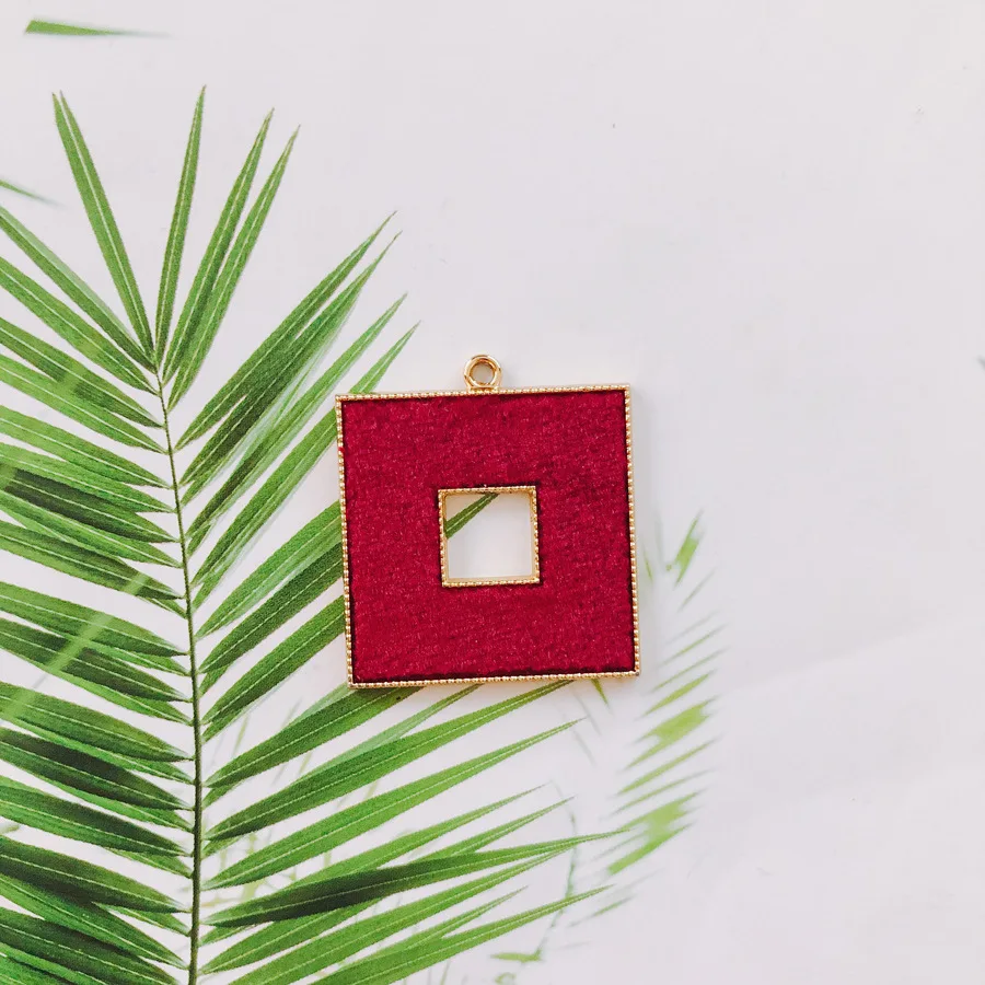 

Free Shipping 30*33mm Geometry Square Earring Alloy Charms Ornament Accessories Gold Tone Plated Metal Necklace Pendants 30pcs