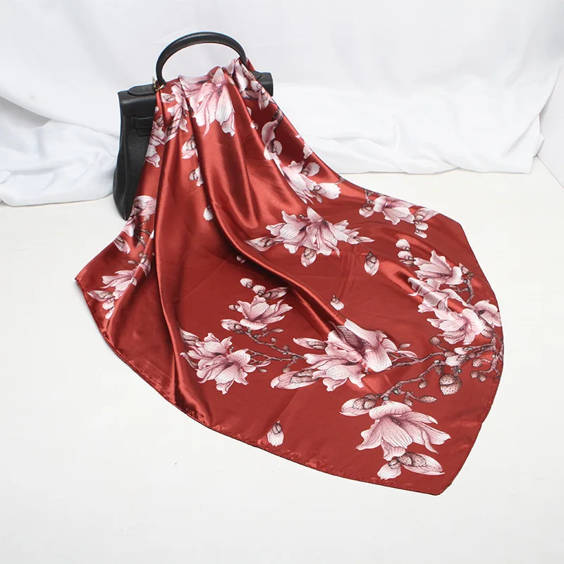 

2021 Fashion Head Scarf Headwraps for Women Silk Scarf Female Satin Print 90*90cm Small Square Sunscreen Scarf Bandana