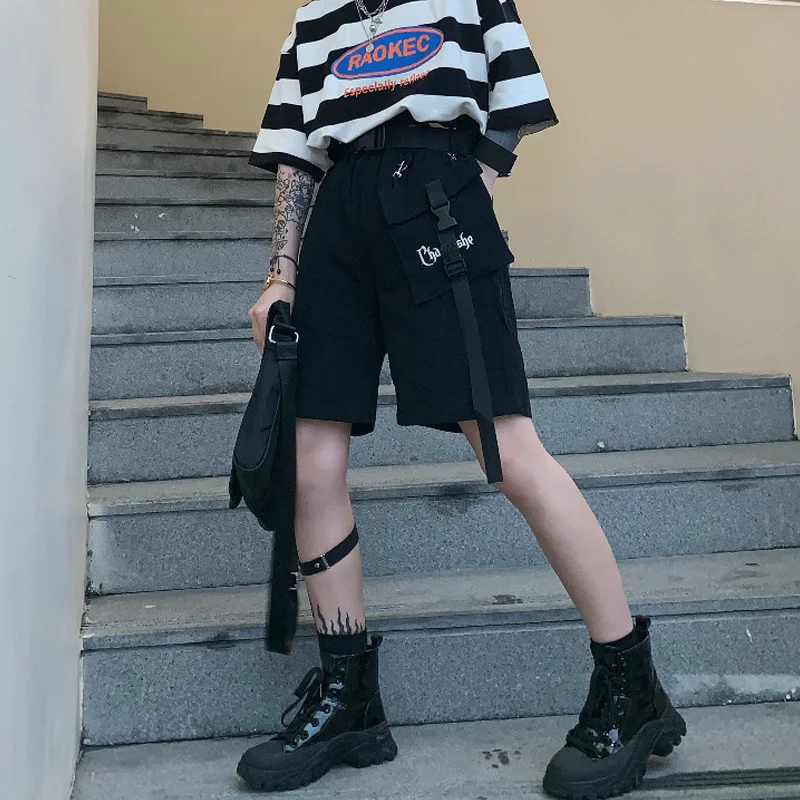 

Cropped Pants Women's Loose Pants 2021 New Retro Harajuku Style Large Pocket Overalls Couple Casual Shorts Fashion
