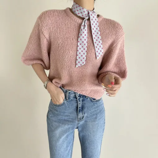 

South Korea Ins Early Spring Simple Basic Solid Color Versatile Slim-Fit Cute Youth-Looking Mid-Sleeve Sweater round Neck