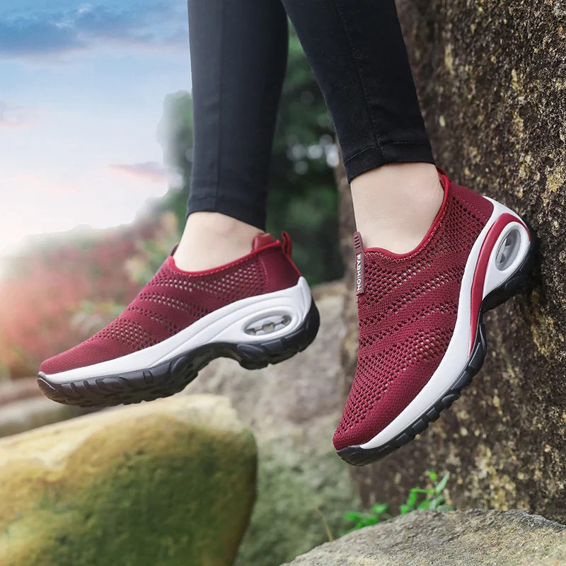 

Lightweight Mesh Breathable Casual Shoes Women Thick Bottom Cushioning Sport Summer Sneakers Ladies Non-slip Air Walking Shoes