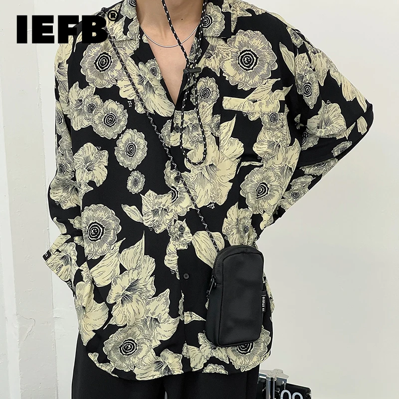 

Мужская винтажная рубашка с длинным рукавом и цветочным принтом