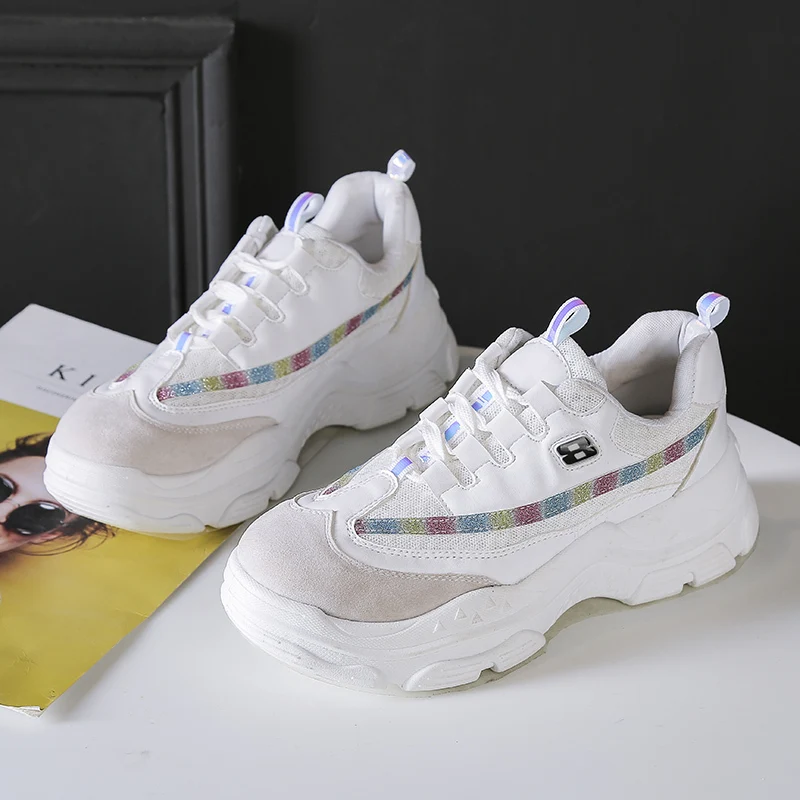 Женские кроссовки на толстой подошве Модная женская обувь из искусственной кожи