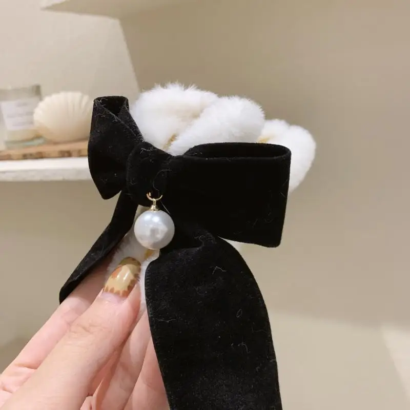 Japan South Korea simple wild hair catch South Korea ins back head clip autumn and winter furry shark clip bow ribbon Catch clip images - 6