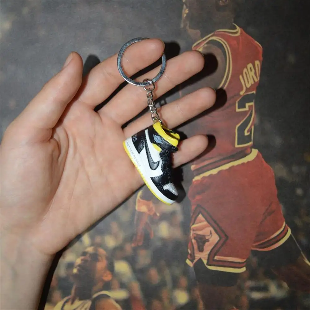 one shoe keychain Дропшиппинг aj1 offwhite Chicago Unc брелок в виде кроссовка Air Jordan 1 3D мини-кроссовки, закрытая спортивная обувь брелок в виде кроссовка s - Цвет: one shoe keychain