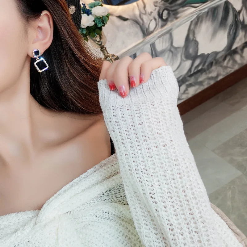 Earrings Black Round Square Star Pendant Geometric Women's Earrings Crystal Luxury Wedding Banquet Rhinestone Earrings