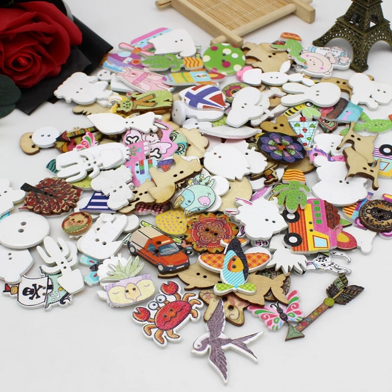 

50pcs Mixed Cartoon Animal Buttons 2 Holes Scrapbooking Crafts DIY manualidades Accessories Sewing Wooden Buttons