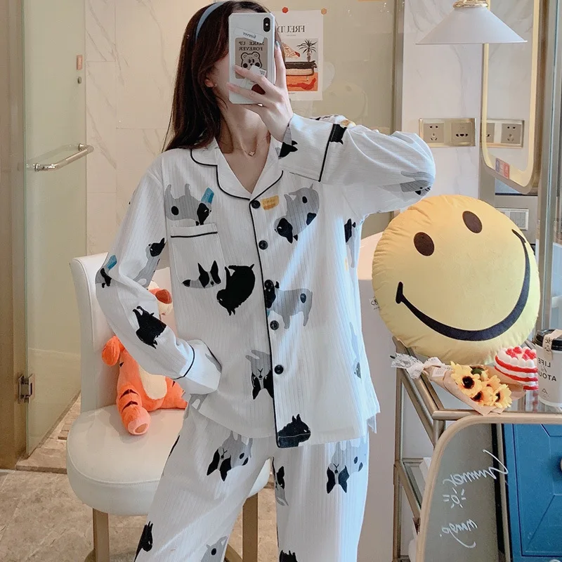 

2020 New Products Pit Striped Cotton Pajamas Women Autumn Cute Cartoon Korean Long Sleeve Cardigan Winter Woman Pajamas Set