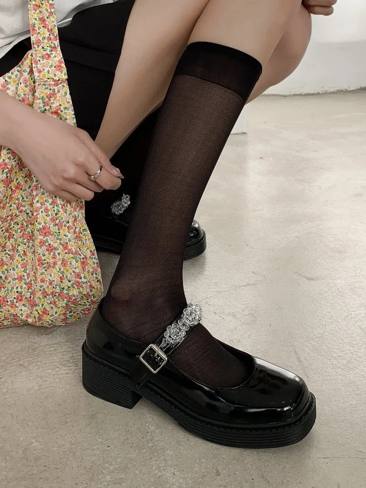 

Spring And Summer New Retro Square Toe All-Match Shallow Mouth Ladies Single Shoes Mary Jane Small Leather Shoes