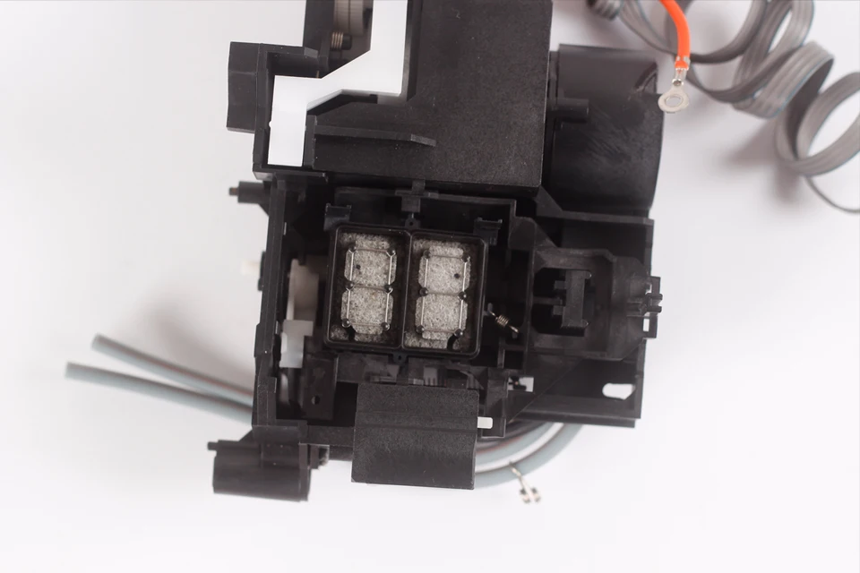 Huiti. A3 Размер 8-цвет УФ принтер чистящий блок, Epson, R2000, R1800, R1900, R2400 насос для подачи чернил, чернила, чернила-поглощающей губки