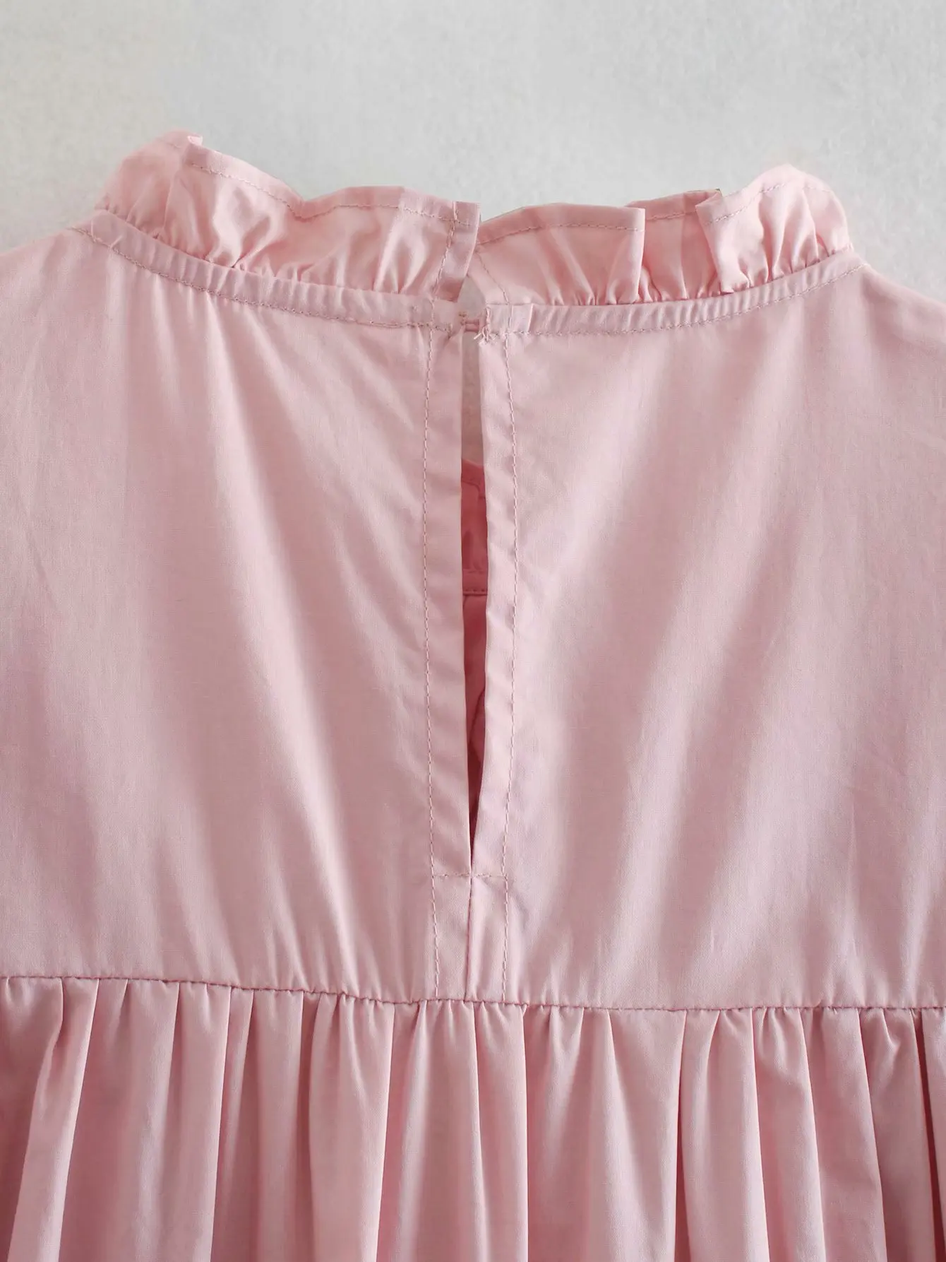 

New 2021 Women Vintage Ruffles O Neck Elastic Mini Dress Chic Female Puff Sleeve Casual Slim Vestido