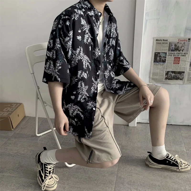 Ruffian Shuai black shirt men's summer thin Hawaiian short sleeve floral design shirts vintage clothes Low price At a loss | Мужская