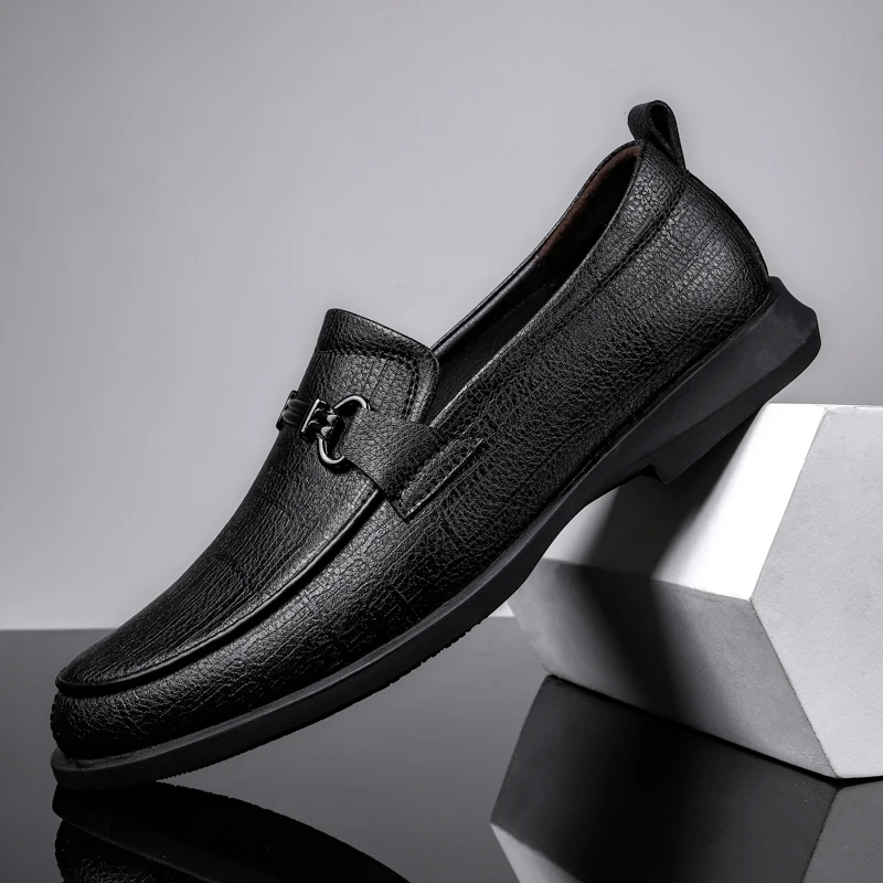 

Man Leather Casual Sneakers Designer Slip-on Loafers Men Walking Driving Shoes High Quality Young Luxury Brand Office Dress Shoe