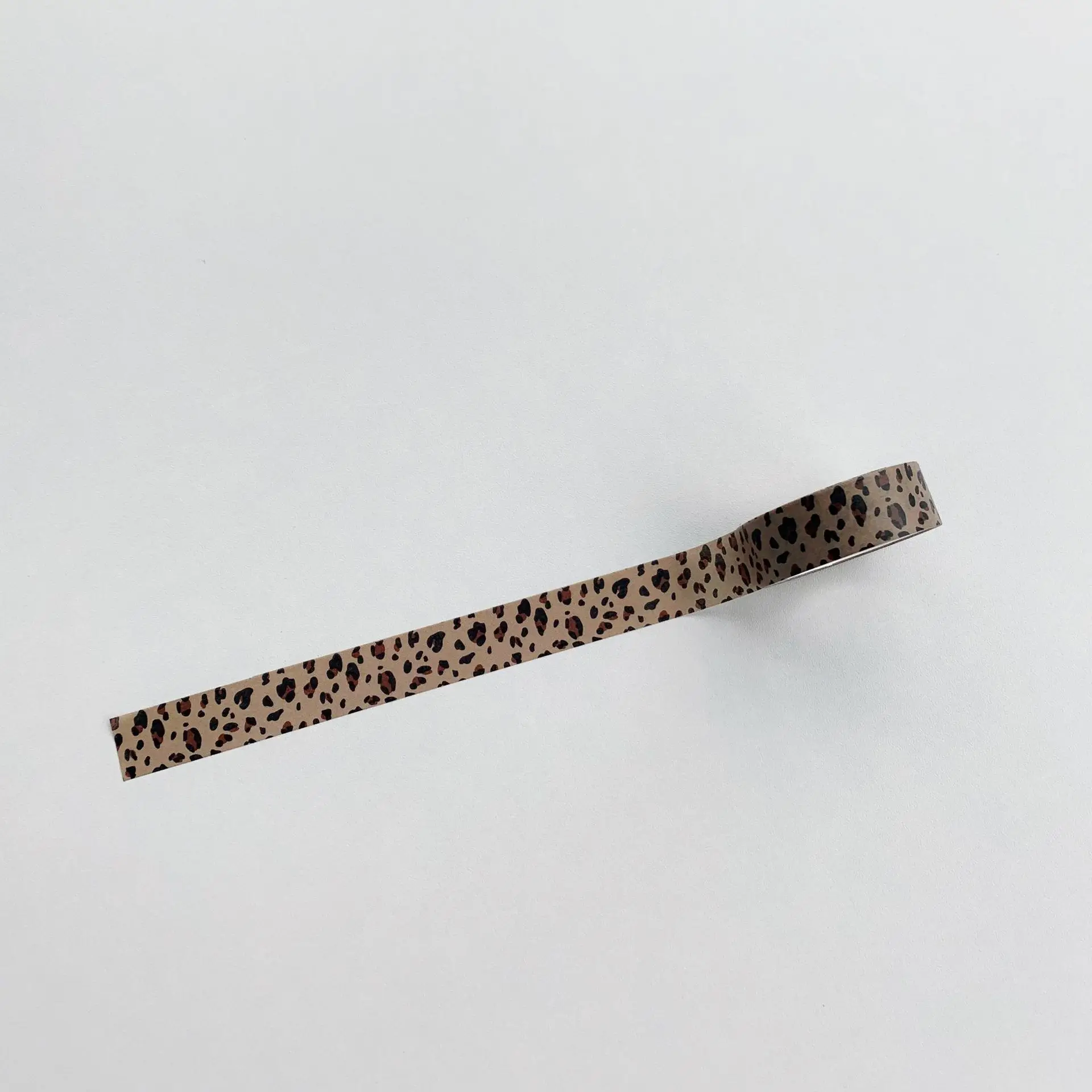 

Изолента MMZBHA Milk Stripe Leopard Spots 5 м