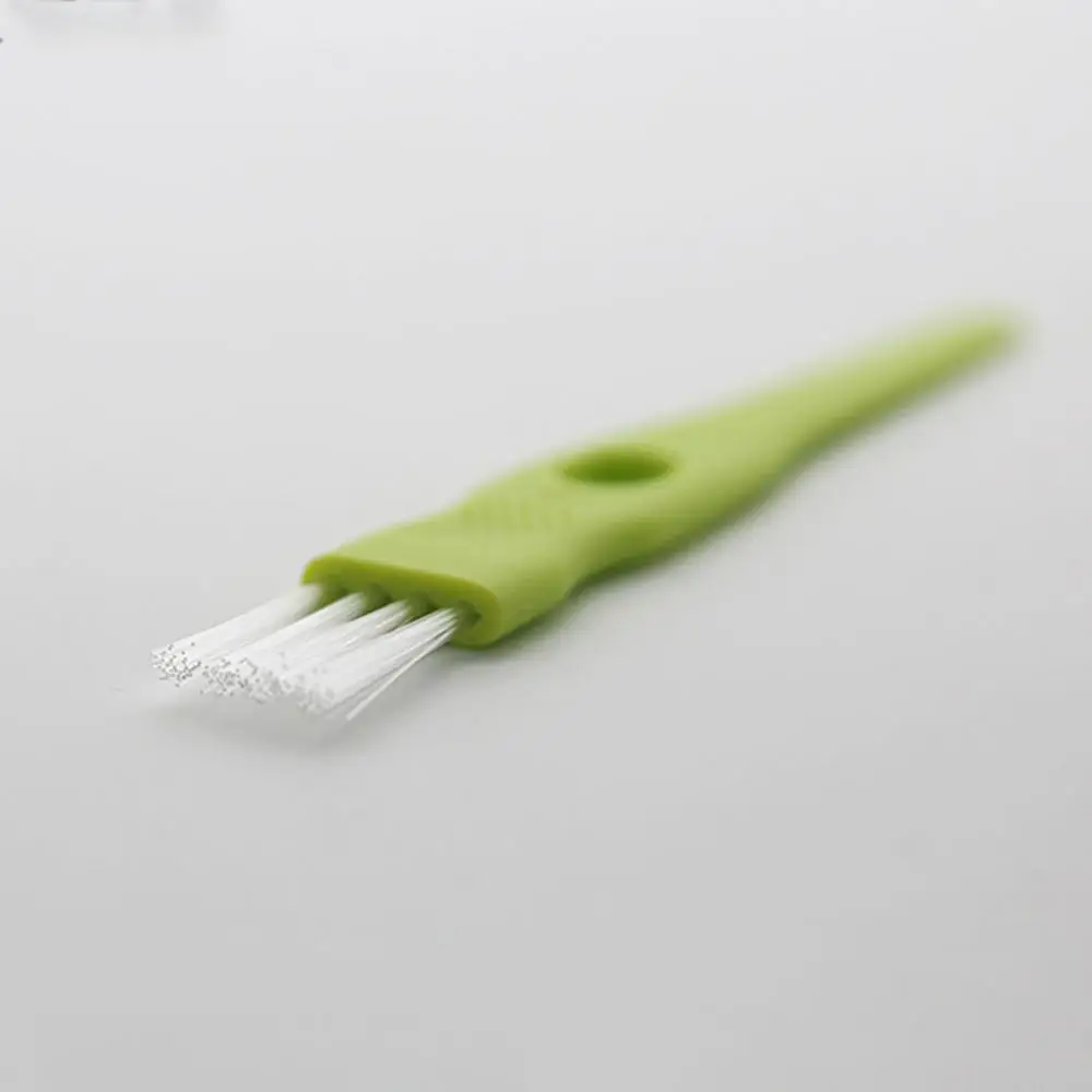 

Portable Mini Brush Keyboard Desk Top Bookcase Dust Remove Broom Cleaning Tool