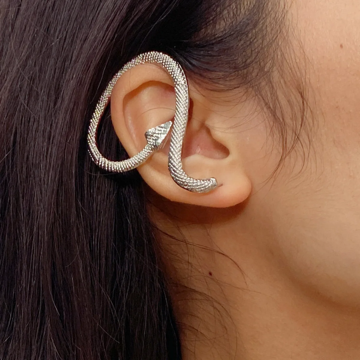 

1PCS New Punk Gold Snake Ear Clip Cuff Wrap Earrings No Piercing-Clip On Cartilage Earrings for Women Female Snake Earrings