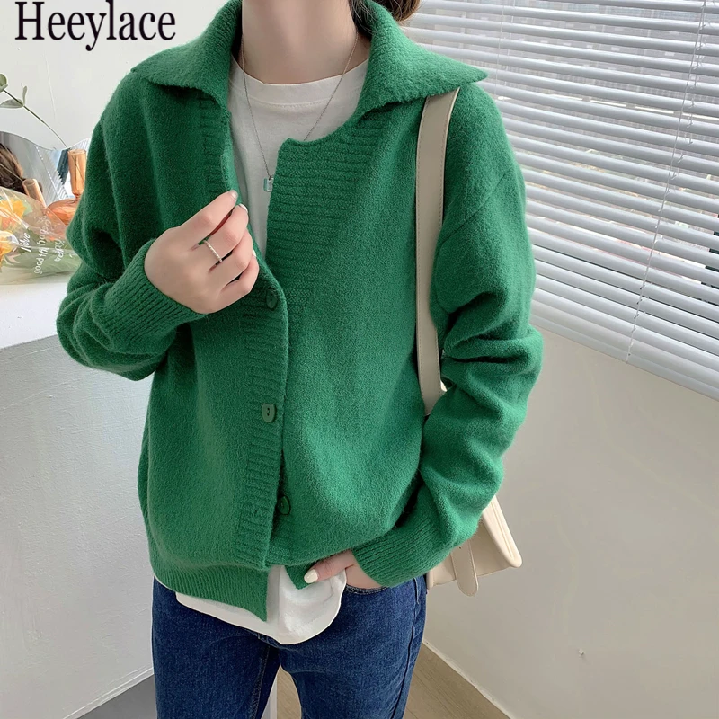 

New 2021 Women's Autumn Winter Sweater Fashionable Elegant Oversized Buttons Cardigans Short Vintage Tops