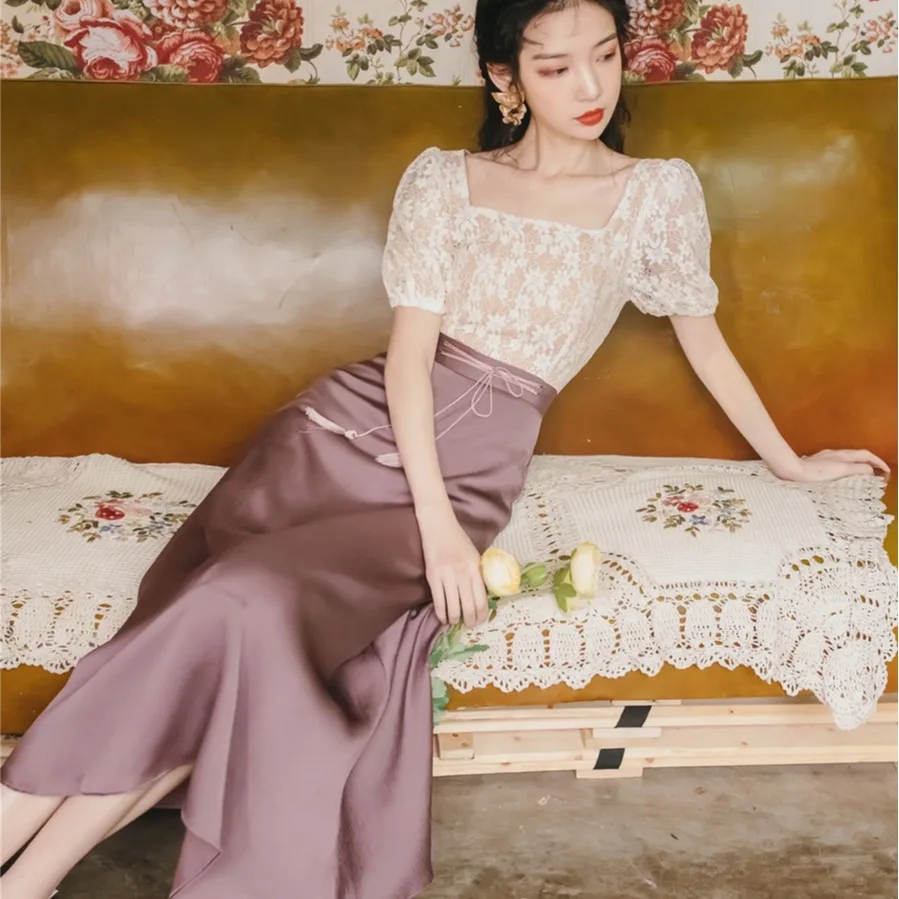 

Женский кружевной топ с квадратным вырезом + Элегантная атласная фиолетовая юбка, костюм в стиле ретро из двух предметов