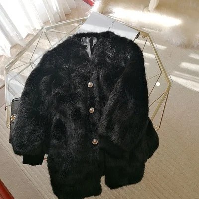 MEWE New Style High-end Fashion Women Faux Fur Coat S102