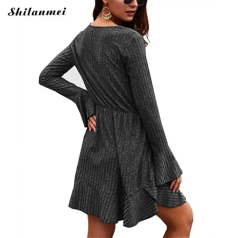 Сексуальное женское платье с v-образным вырезом расклешенными рукавами