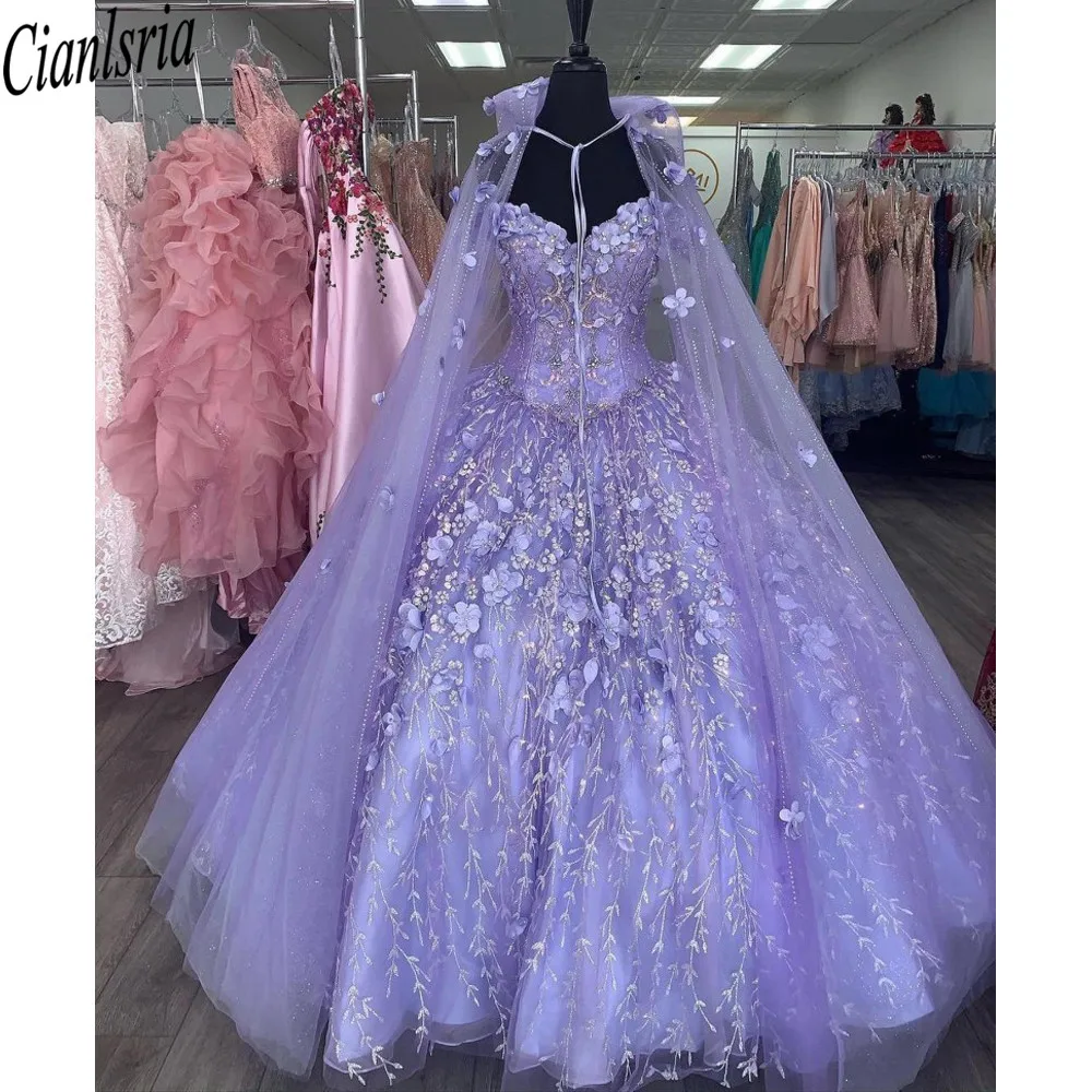 

Mexican Vestido De 15 Anos Lilac Charro Quinceanera Dresses with Cloak Lace Applqiued Corset Sweet 16 Dress Abiti Da Cerimonia