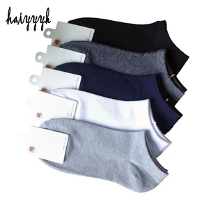 10 шт. = 5 пар, одноцветные хлопковые носки, мужские невидимые дышащие мужские носки до щиколотки, Мужские дышащие тонкие лодочкой, носки без показа, европейские размеры 38-43