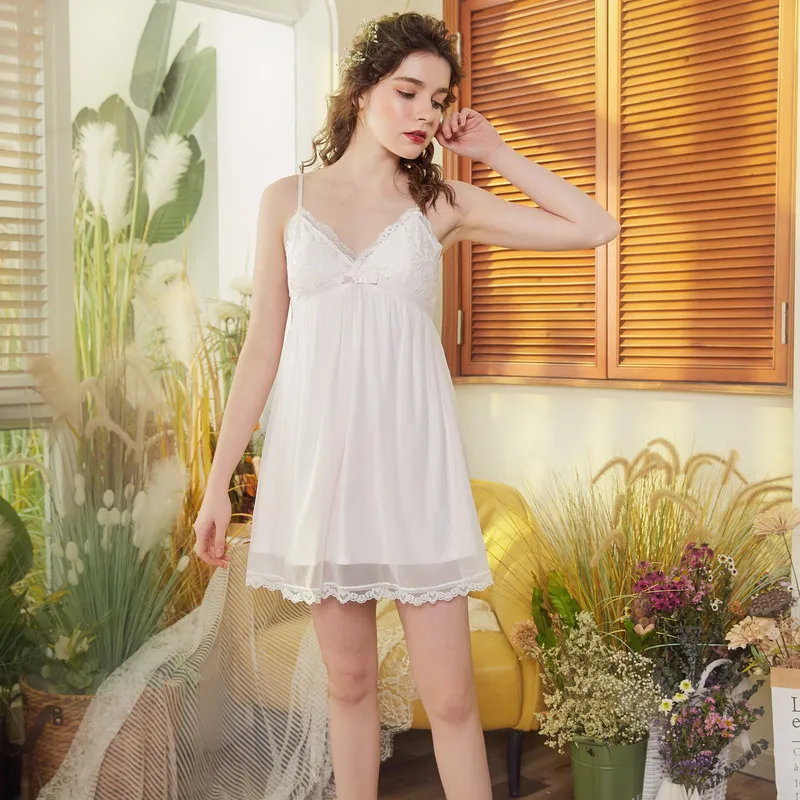 

Roseheart Spring White Women Fashion Sexy Sleepwear Nightdress Lace Nightwear Sleepshirts Luxury Nightgown Female Court Gown