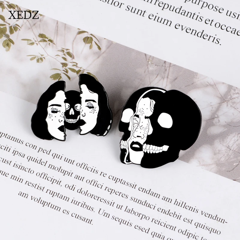 

XEDZ New split short hair woman head brooch fashion personality Halloween skull peanut-shaped split human head badge costume pen