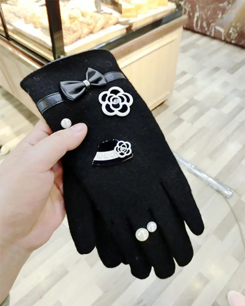 Кашемировые перчатки с бантом, корейские модные маленькие очаровательные зимние Утепленные Симпатичные перчатки для верховой езды с пальц...