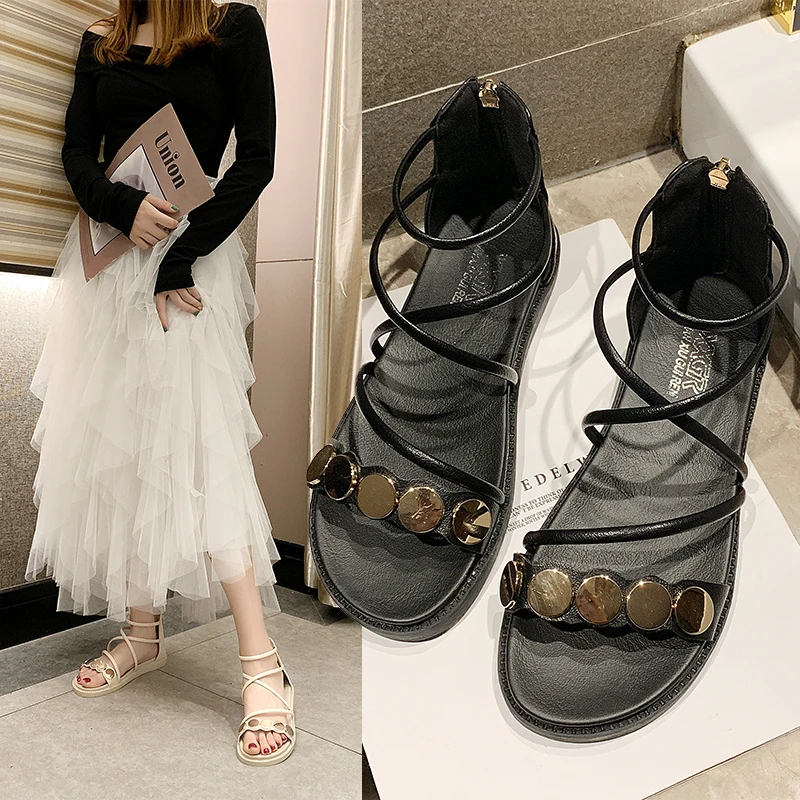 Женские босоножки из ПУ кожи с открытым носком на плоской подошве|Боссоножки и