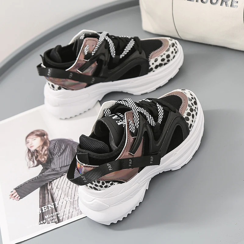 Женские кроссовки леопардовой расцветки Leo удобные на платформе и высоком