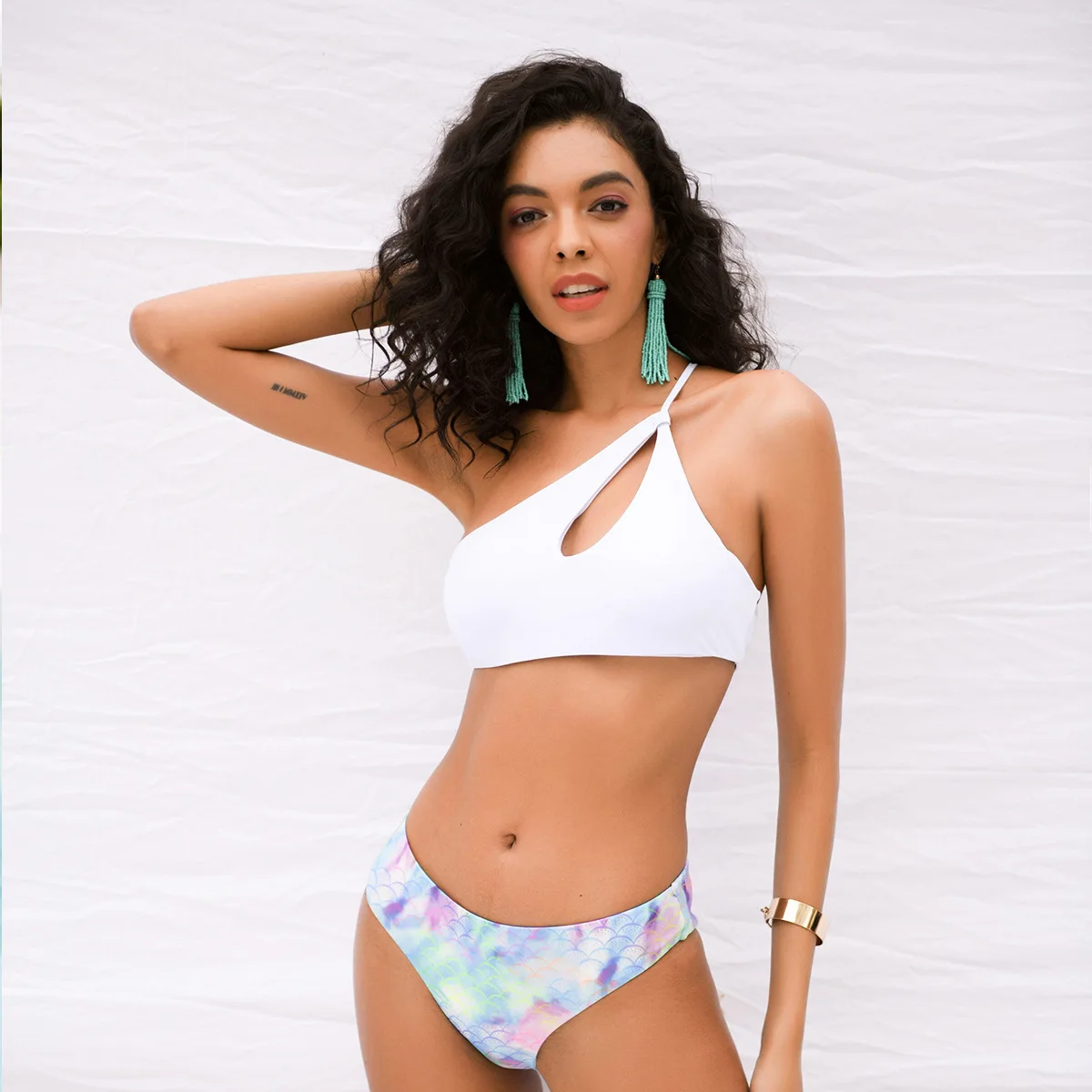 Комплект бикини с высокой талией 2021 женский купальник на одно плечо вырезами