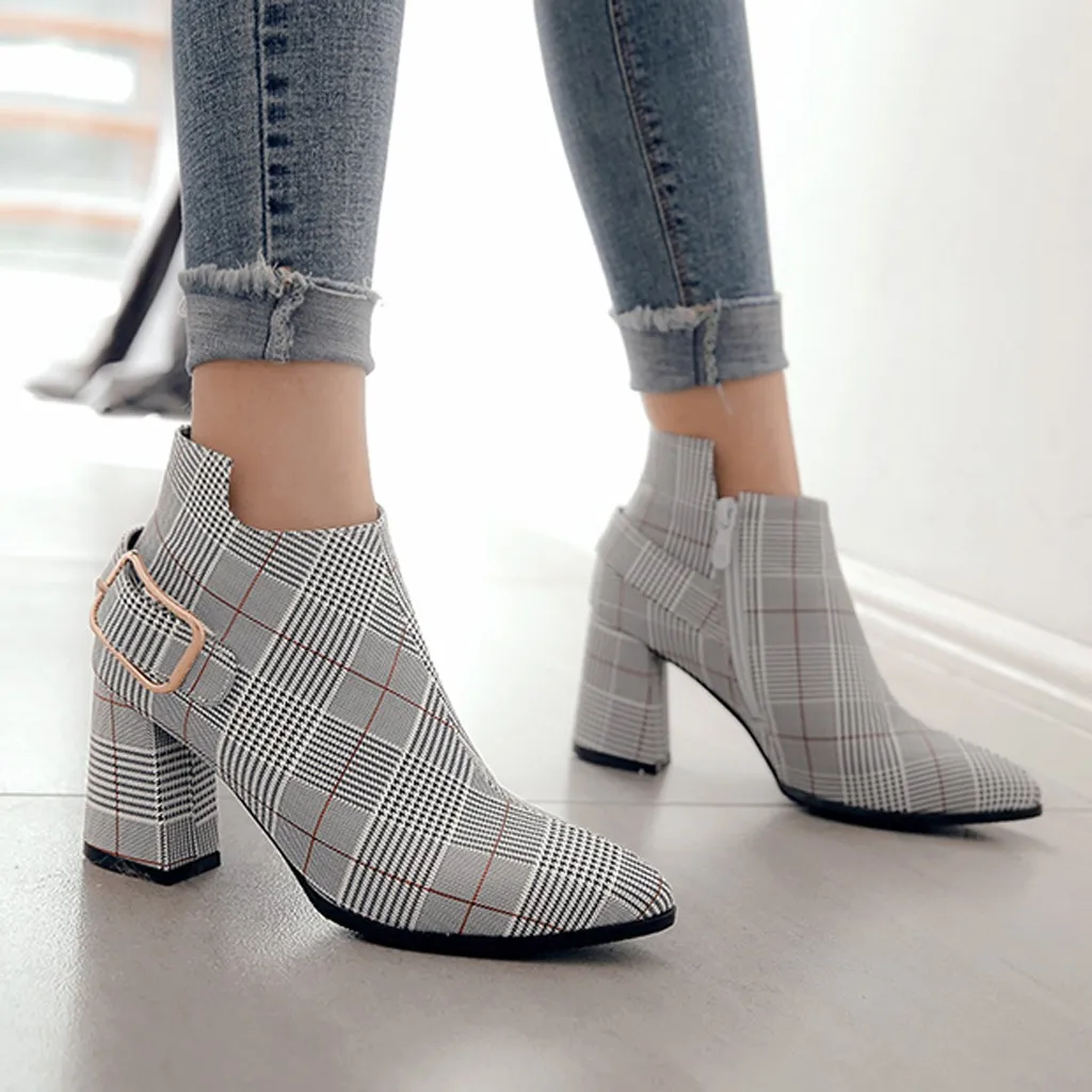 Женские ботинки в клетку ботильоны больших размеров с острым носком полоску на
