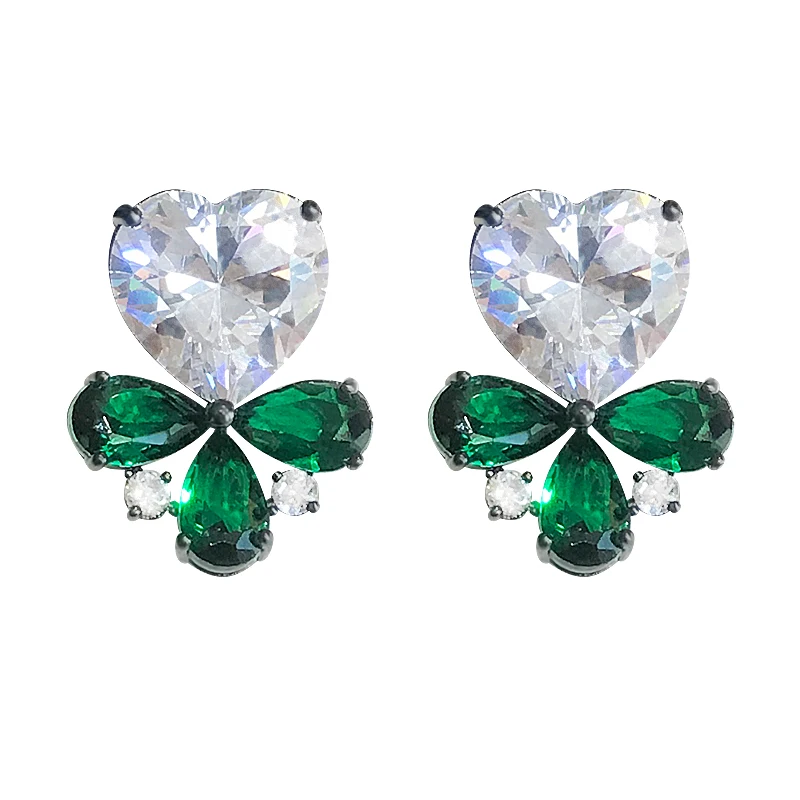 

Huitan Aesthetic Women Stud Earrings for Dance Party Romantic Jewelry Temperament Female Accessories Silver Color Heart Earrings