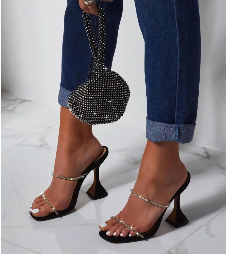 

Glitter Rhinestone Clear PVC Transparent High Heel Slippers Summer Fashion Slip On Round heel Slides Women Mules Pumps 2020